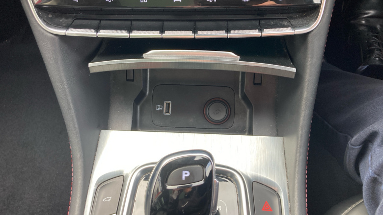 MG Hs 1.5 T-GDI Exclusive 5dr DCT Petrol Hatchback